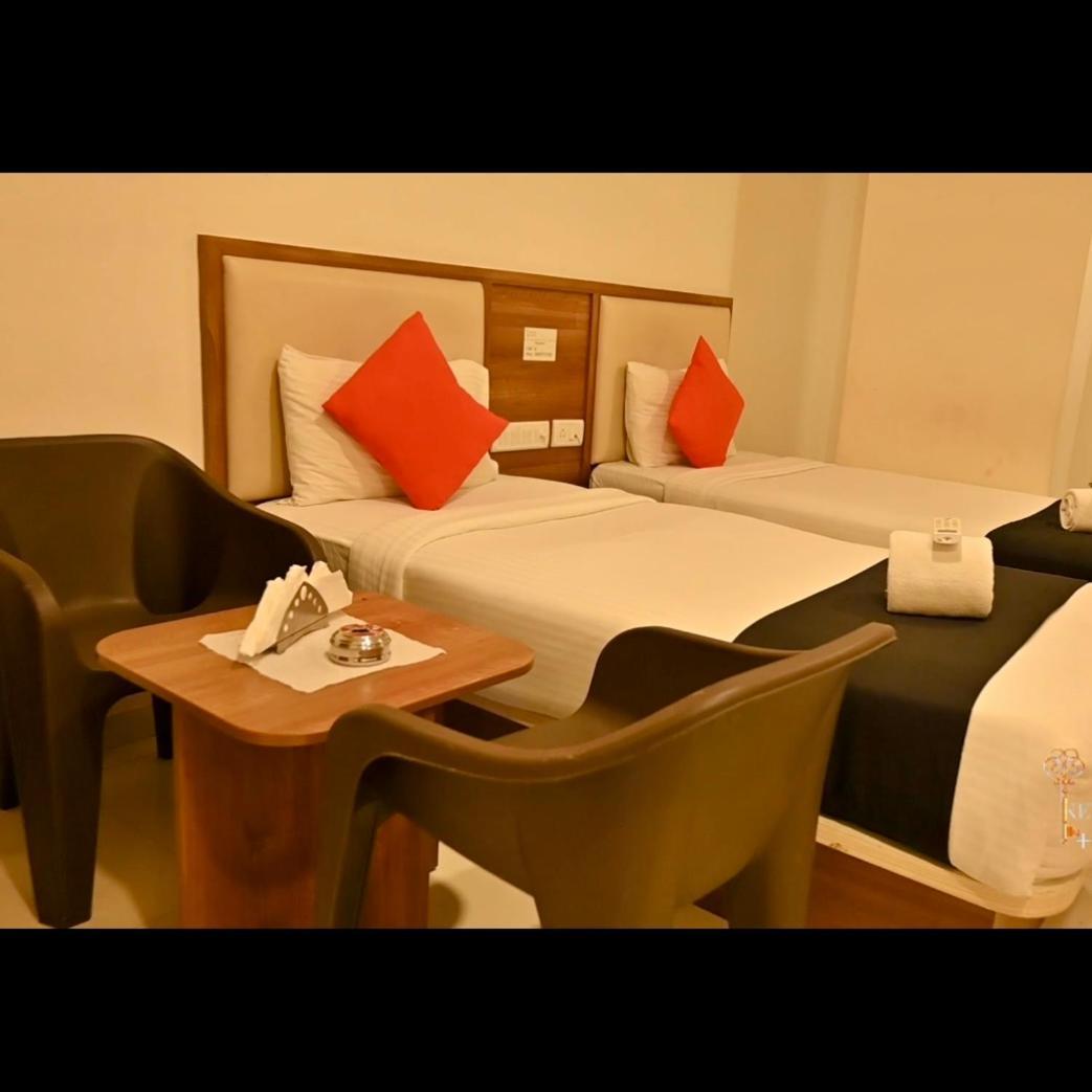 Silver Key Suites Bangalore Luaran gambar